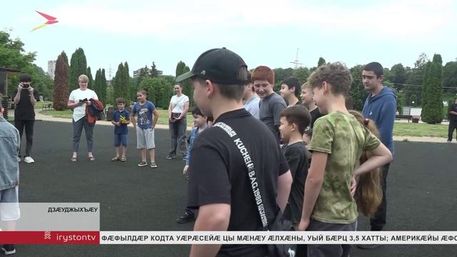 Сывæллæттæн радзырдтой æнæхæдзар цæрæгойтимæ фембæлгæйæ хи дарыны уагæвæрдты тыххæй смотреть онлайн