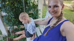 vlog ☀️ ОЧЕРЕДЬ ЗА БЕНЗИНОМ, ЕДЕМ НА ТУРБАЗУ / РУБЛЕННЫЕ КОТЛЕТЫ/ ВЫШИВАЮ /ПЕРВЫЙ УРОЖАЙ