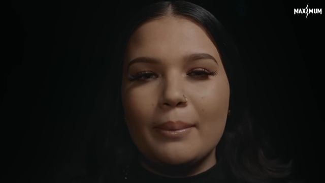 Lola Young — Ruin My Makeup смотреть онлайн