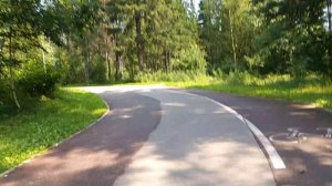 милая девочка. белочка