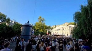 Протестующие на Украине выдвинули Зеленскому ультиматум. 

Протесты станут бессрочными, если требова