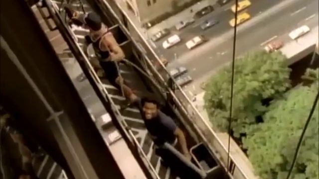 The Bangles - Walk Like an Egyptian (с переводом) смотреть онлайн