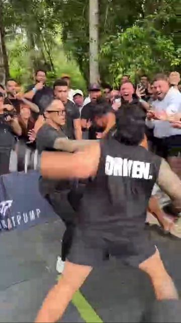 👊Профессиональный боксер Херман Эн-Перселл вырубил рефери смотреть онлайн