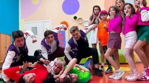 🔥 УЧИТЕЛЬ СГЛУПИЛ! Купил дорогую ракетку чужой девчонке и разозлил тренера... 😱 КРАЖА КОШЕЛЬКА! 💥