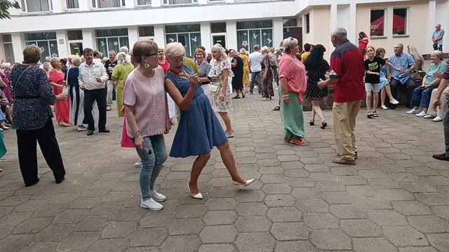 Хоп........ 19.07.26 Гомель парк Луначарского 🥰💫 смотреть онлайн