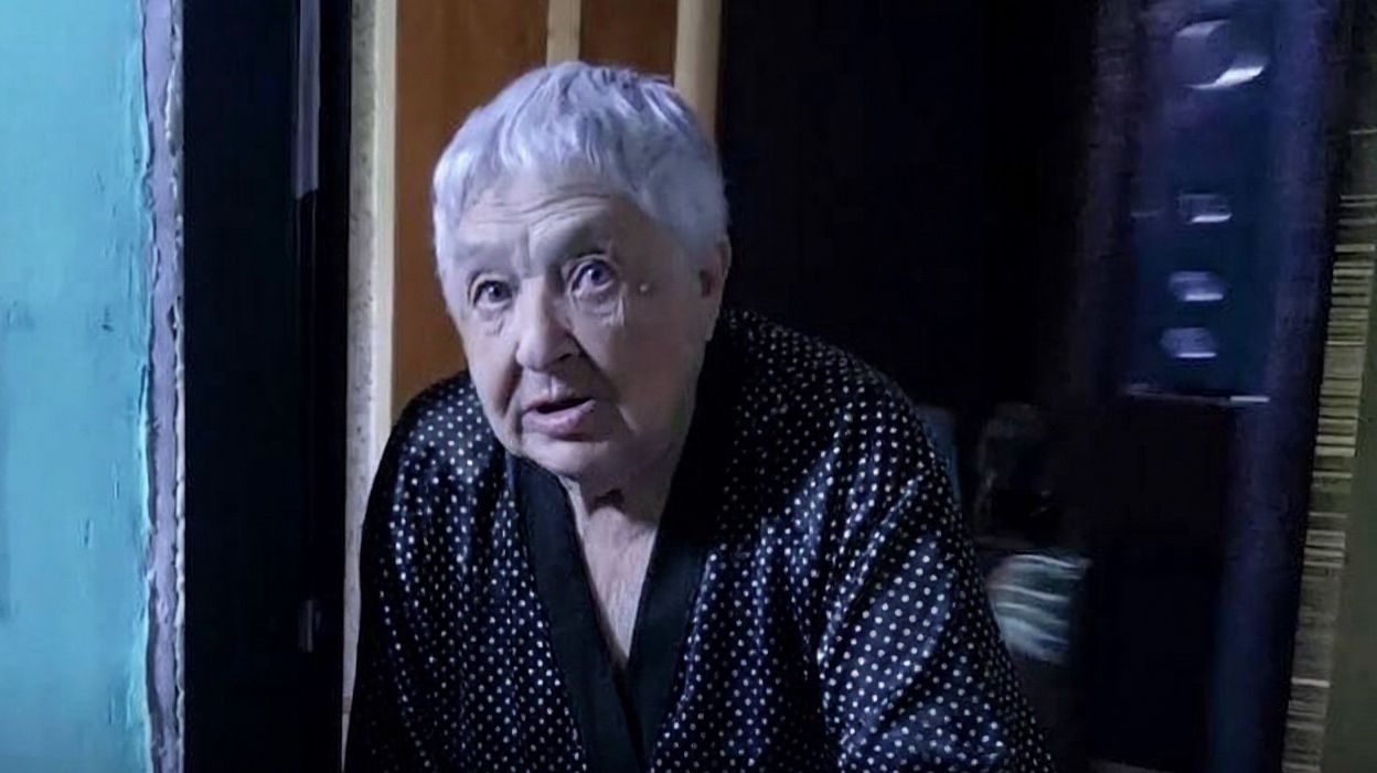 Вот вам и Алеся Андреевна . А что было в ролике и не вспомнишь . смотреть онлайн