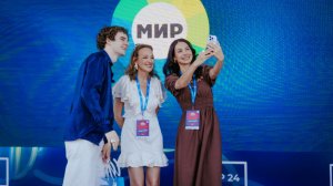 Блогеры и телеведущие встретились на площадке МТРК «Мир» на VK Fest