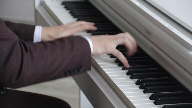 Дмитрий Соболев - «О тебе» (автор Дмитрий Соболев)