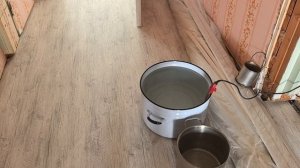 Солнце, река и ночной поезд.