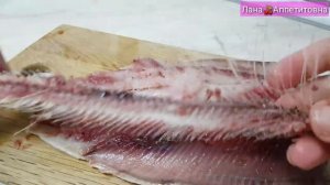 Как почистить селедку быстро и без костей  Как разделать селёдку