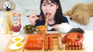 Мукбанг - сырные закуски - много соуса
