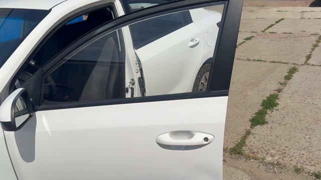 Kia Rio смотреть онлайн