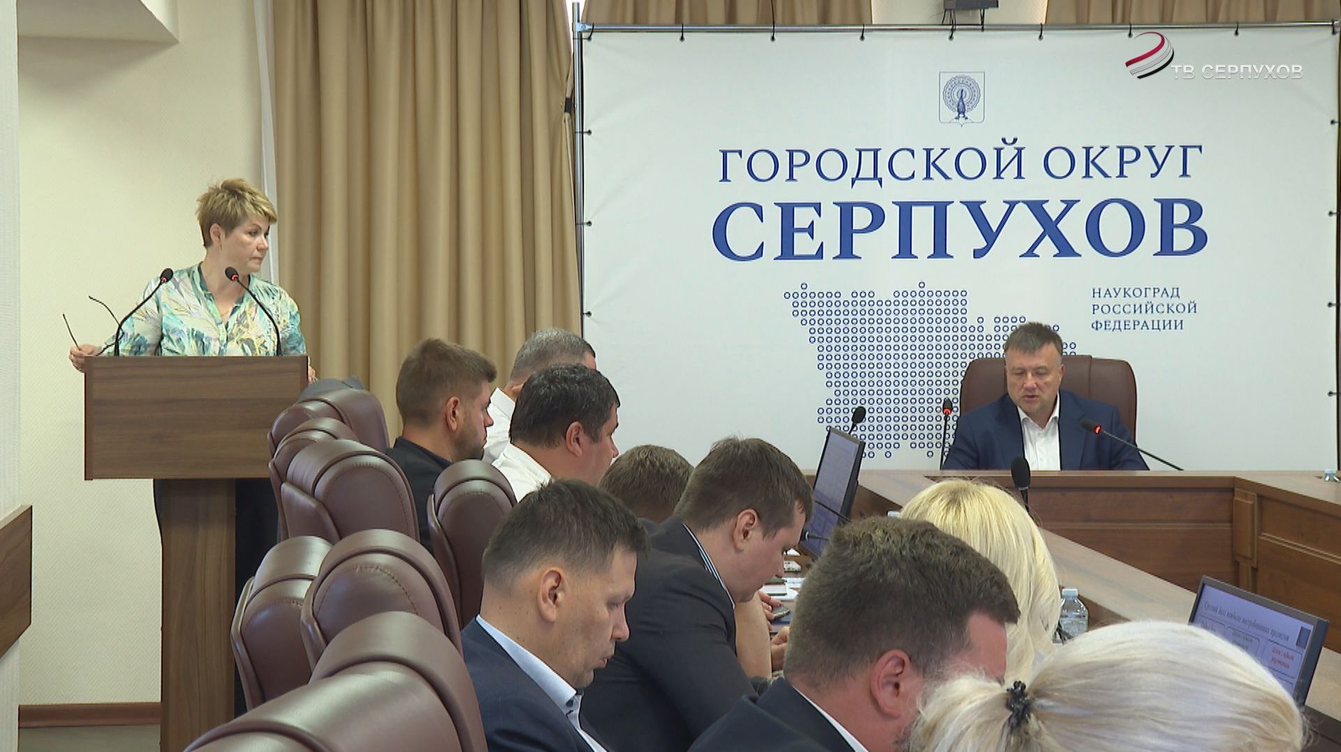 В Серпухове 101 золотой медалист и 2 мультибалльника смотреть онлайн