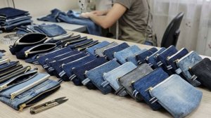 🔥 За 10 минут сшила КОШЕЛЁК НА МОЛНИИ из остатков старых джинсов!