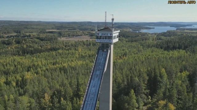 Въехала ли Audi 100 Quattro в ледяной трамплин? Как сняли самую знаменитую рекламу полного привода! смотреть онлайн