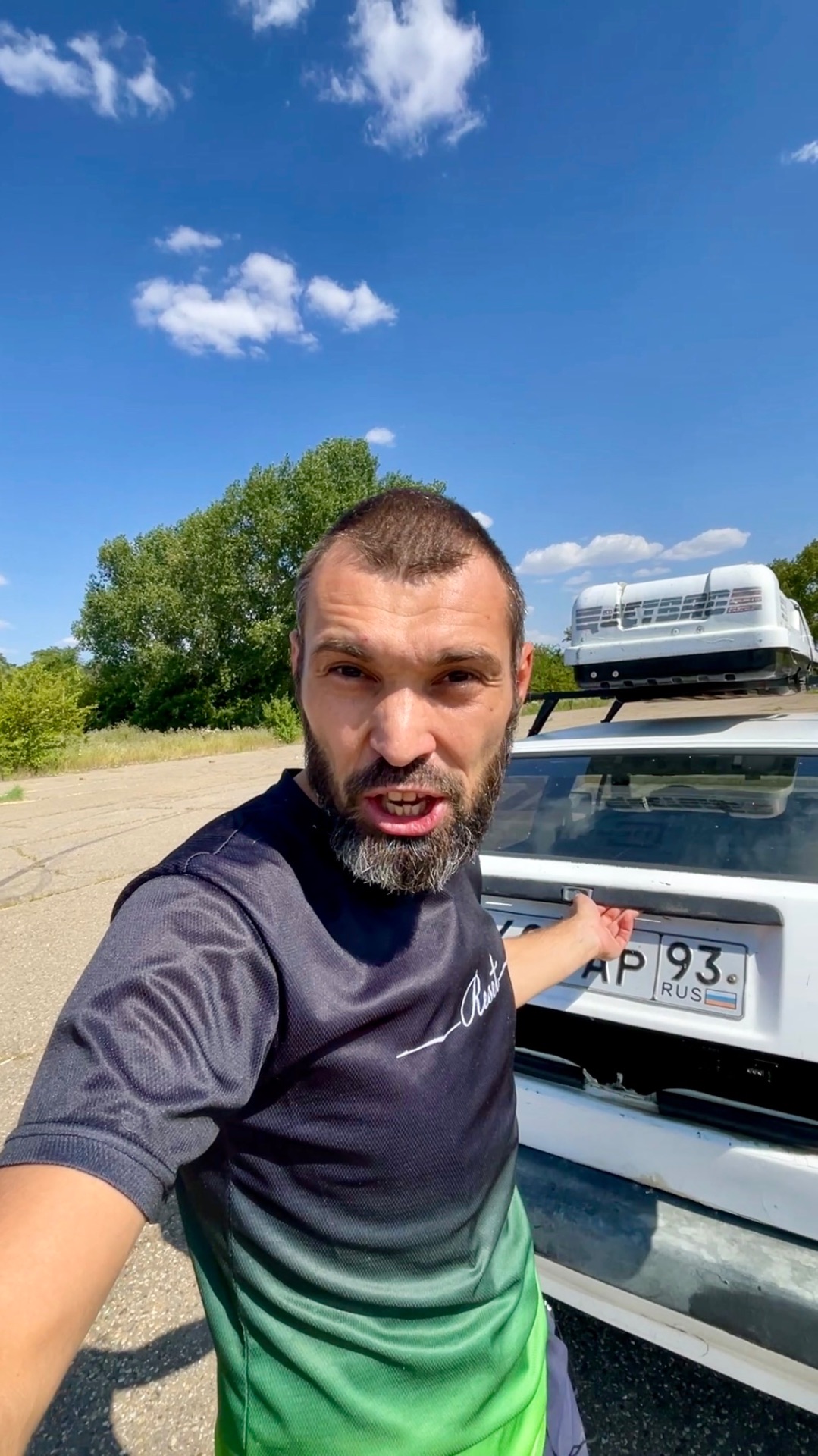 Валящий сабвуфер 🔊 который не занимает место в багажнике 👀