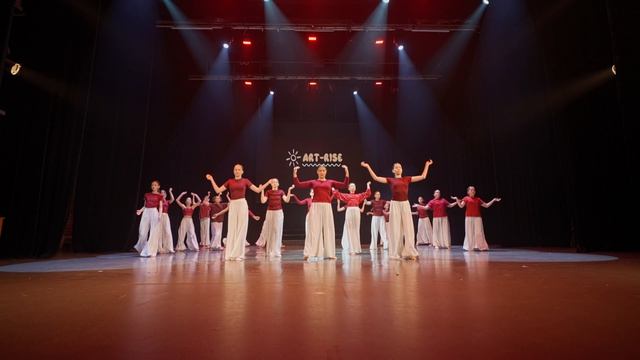 32. Коллектив абстрактного танца «Кавардак» 11-13 лет Парфенова Ксения Хрупкие люди смотреть онлайн