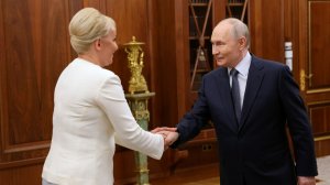 Путин встретился с губернатором Еврейской автономной области