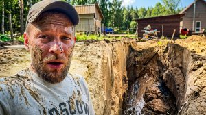 Новое! ТАКОГО МЫ НЕ ОЖИДАЛИ! Обвал траншеи и водяная жила. Закладываем трубы под фундамент