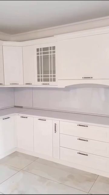 Кухня Эталон белая, крашеный МДФ 390/450 см