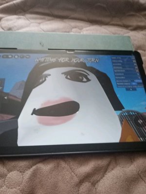 Е