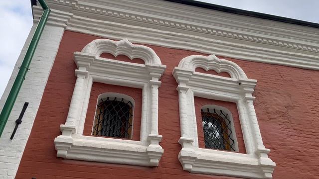 Иран мощно "долбит" агрессора смотреть онлайн