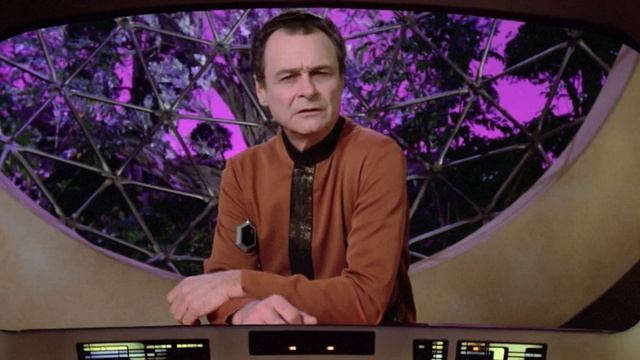 Звездный путь: Следующее поколение - 1 сезон 17 серия / Star Trek: TNG смотреть онлайн