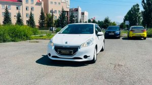 Peugeot 208, 2013 год