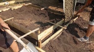 заливка бетона в опалубку
