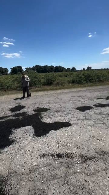 Все дружно ремонтируют дороги в Кизлярском районе
