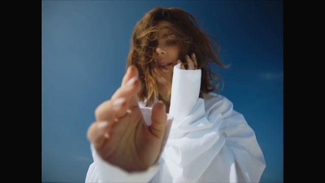 Ани Лорак - Я бы летала смотреть онлайн
