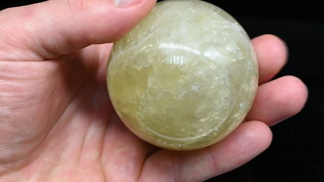 Шар из цитрина, диаметр 57-58мм. 2044008