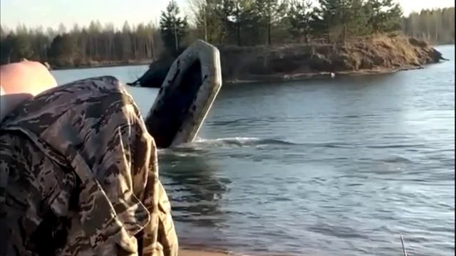 Перевёртышь на лодке