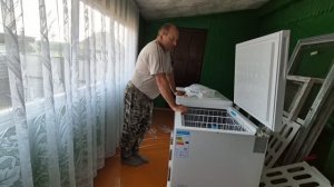 Олег даже слов не подобрал/ привезли холодильник/ вот лавочка на месте