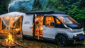 ☔️ КЕМПИНГ ПОД ДОЖДЁМ С НОВЫМ ЭЛЕКТРИЧЕСКИМ КЕМПЕРОМ KIA PV5. Ночь в лесу в автодоме и палатке