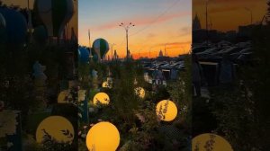 Вам летняя открытка из Москвы