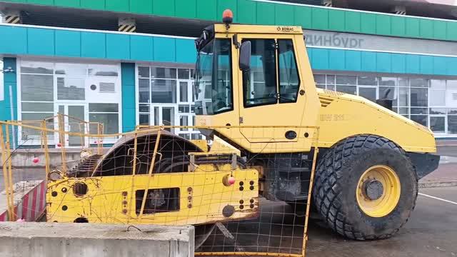 Грунтовый каток BOMAG BW 211 D-40 смотреть онлайн