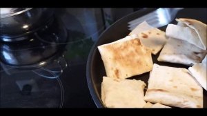 Колбаска в лаваше! Сыр в лаваше! Домашняя еда Кухня Рецепты  #еда