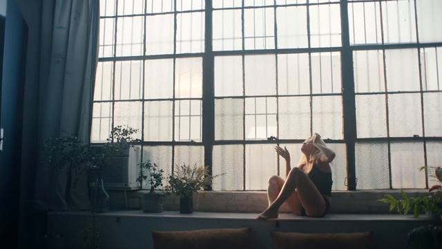 Rita Ora - How To Be Lonely