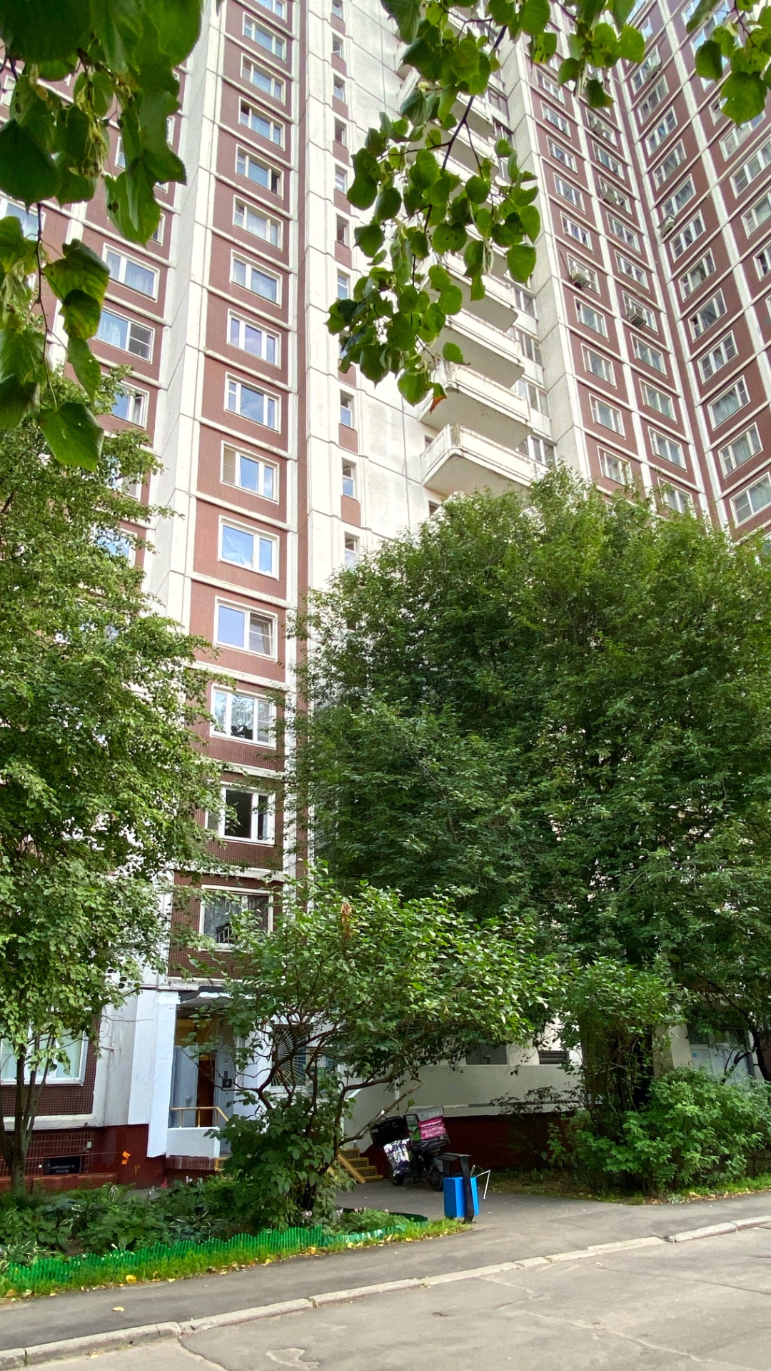 2-ая квартира в аренду, ул. Молдагуловой д 3 к 3