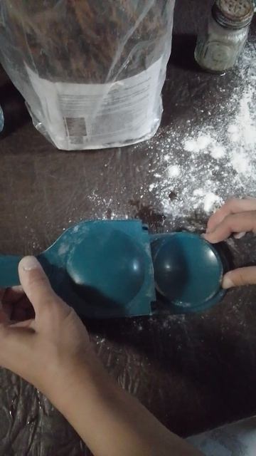 Кто придумал эту шляпу :) смотреть онлайн