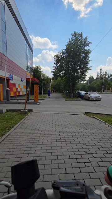 15. Кручу педали. Опасное вождение.