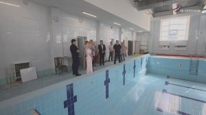 В Серпухове продолжается капитальный ремонт бассейна в школе №1
