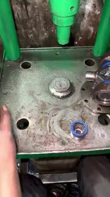 Сборка автомобильных деталей