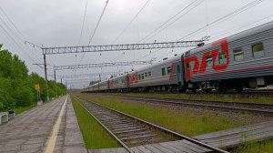 ЭП1 с поездом Мурманск Адлер