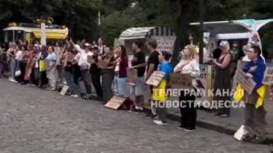 Одессса - опять почти одни подростки, их больше всего волнует Федоров.Бред