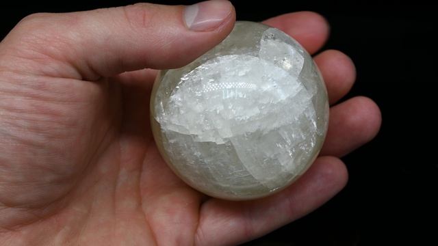 Кристаллический шар (исландский шпат) диаметр 57-59мм. 2037383
