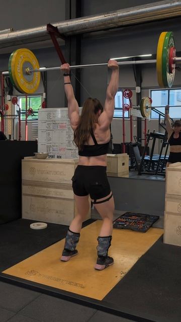 HPClean + 2 Push Press смотреть онлайн