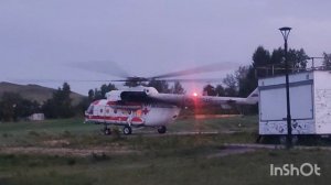Быстрая авиация на медицинском вертолёте. Взлёт вертолёта.