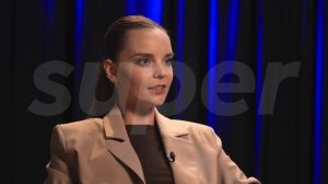 Дина и Арина Аверины в шоу «Евгении Медведевой «Бес комментариев» рассказали про беременность Дины